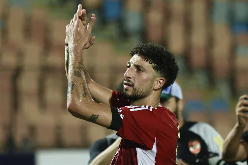 سبب غياب وسام أبو علي عن مباراة الأهلي وفاركو اليوم.. شوبير يكشف