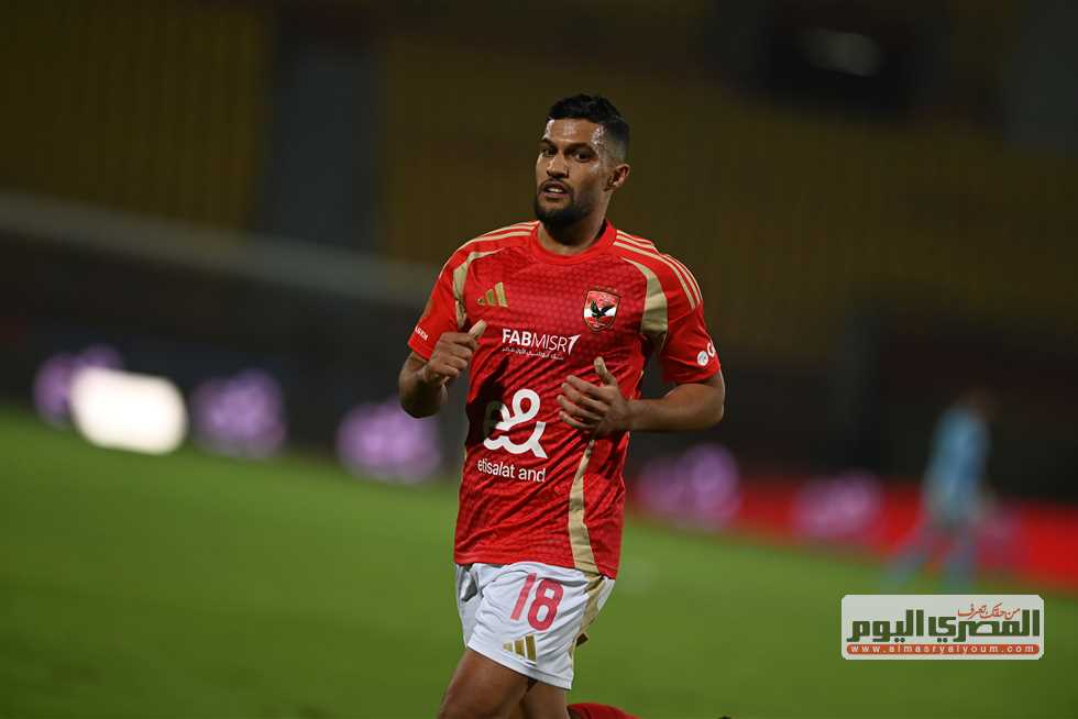 خرافي.. عطية الله يضع الأهلي على المقدمة أمام المصري (فيديو)