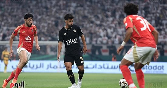 11 لاعبا فى الأهلى والزمالك ينتظرون حسم موقف التجديد قبل الانتقالات الشتوية