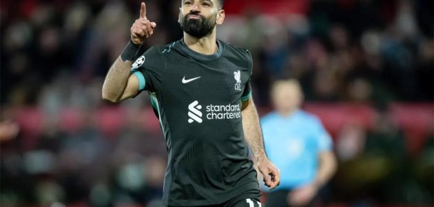ستيفن وارنوك: محمد صلاح لن يرحل وليفربول ليس بحاجة للبحث عن بديله