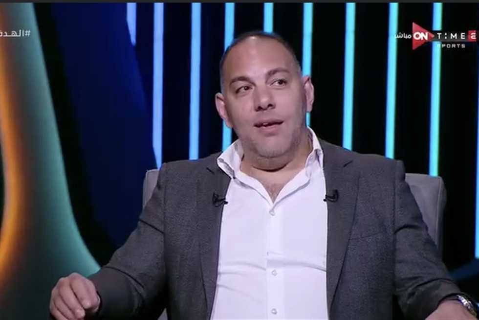 «كولر بينسى».. تعليق ناري من أحمد بلال عن خسارة الأهلي أمام شباب بلوزداد