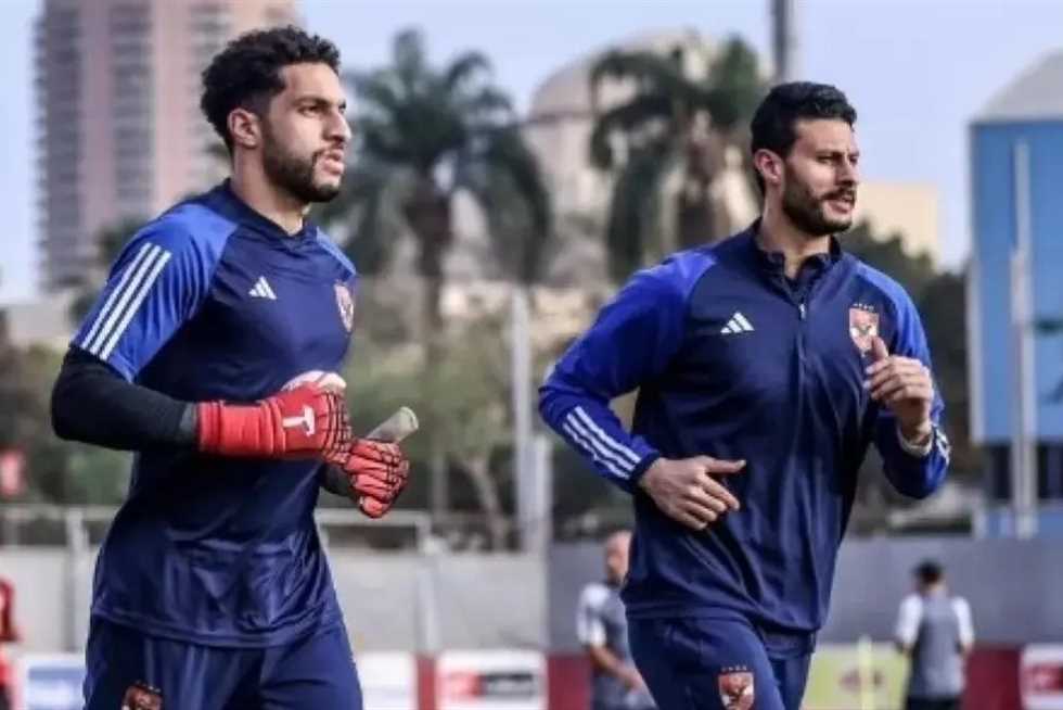 «المهم لما تلعب تبقى كويس».. شوبير يعلق على غياب الشناوي عن قائمة الأهلي