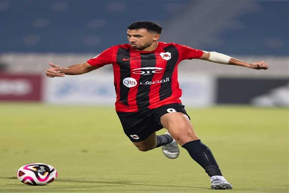 نجم الأهلي ينعى والدة محمود حسن تريزيجيه