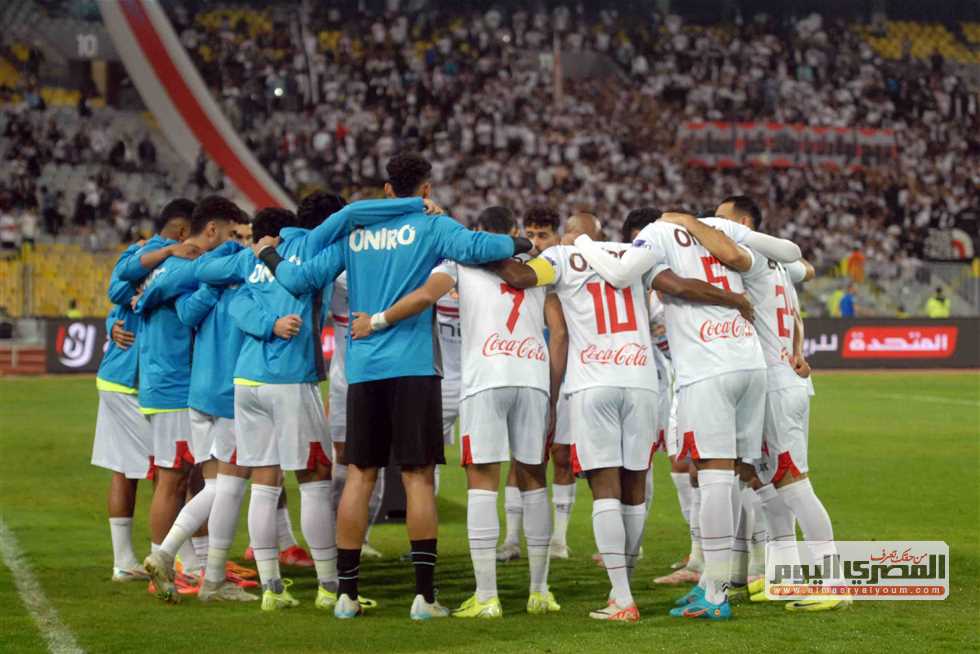 الزمالك يحذر حارس الفريق من التجميد ببسب تصرف خارج الملعب.. إعلامي يكشف