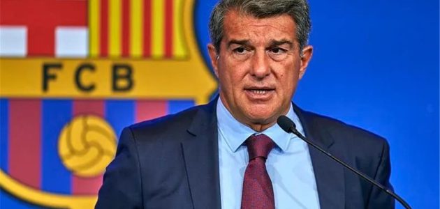 فاشلون أضروا بالنادي.. روابط المعارضة تواصل الضغط لاستقالة لابورتا من برشلونة