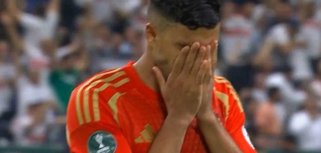 «يعود للمباريات بقناع».. يحيى عطية الله يجري جراحة في الوجه اليوم