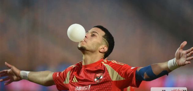«الأهلي أكبر منه وعبء».. شقيق العامري فاروق يطالب برحيل إمام عاشور