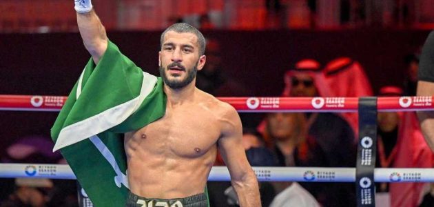 زياد المعيوف يستعد للمشاركة في الحدث الأضخم في تاريخ الملاكمة