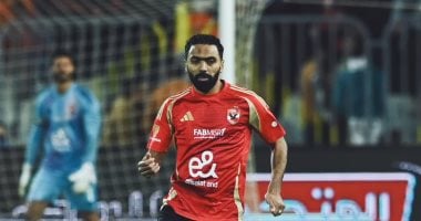 حسين الشحات وإمام عاشور يقودان هجوم الأهلى أمام فاركو بالدورى
