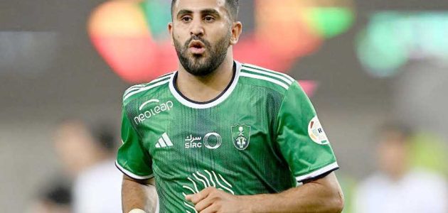 «يستعيد ذكريات السيتي».. إنجاز غير مسبوق لـ رياض محرز مع الأهلي