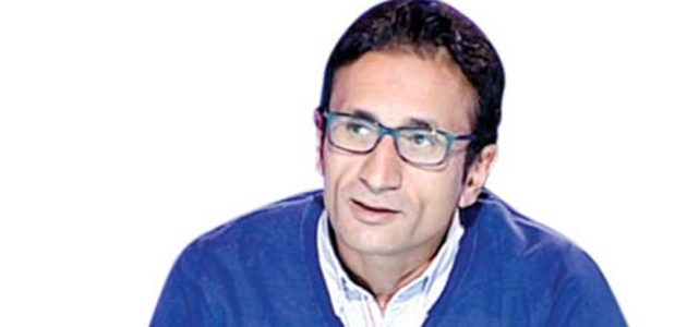 إقالة أحمد سامي من تدريب سموحة لتراجع النتائج.. و«عبدالعزيز» يقود الفريق استعدادًا للزمالك