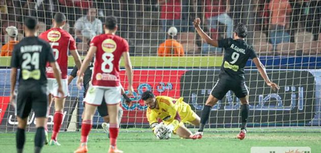 بث مباشر الآن.. مباراة الأهلي ضد فاركو في الدوري المصري الممتاز (الاستديو التحليلي)