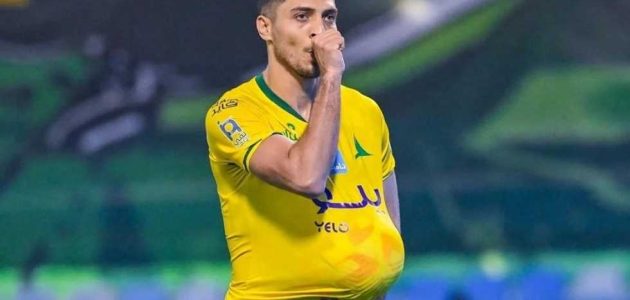 50 مليون كاش؟.. محمد شريف يرد على مفاوضات الزمالك